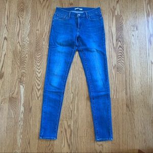 Levi skinny jeans